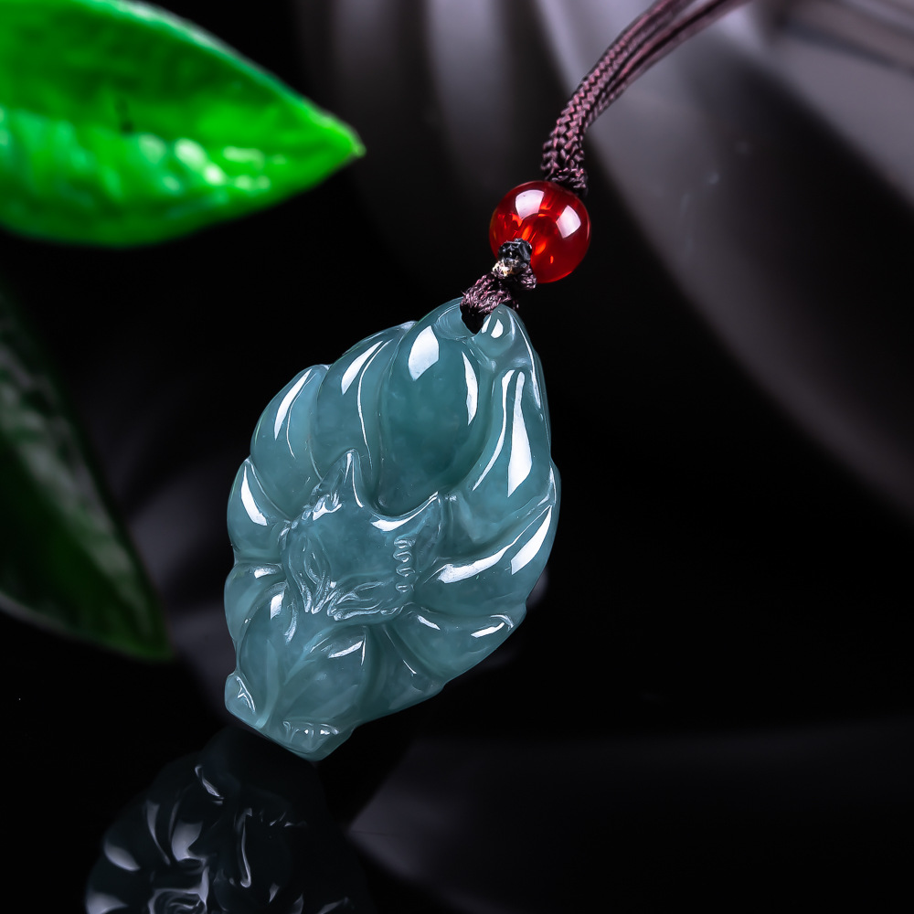Jewelry & Watches Review - Doğal Birmanya Jadeite Tilki Kolye Kolye