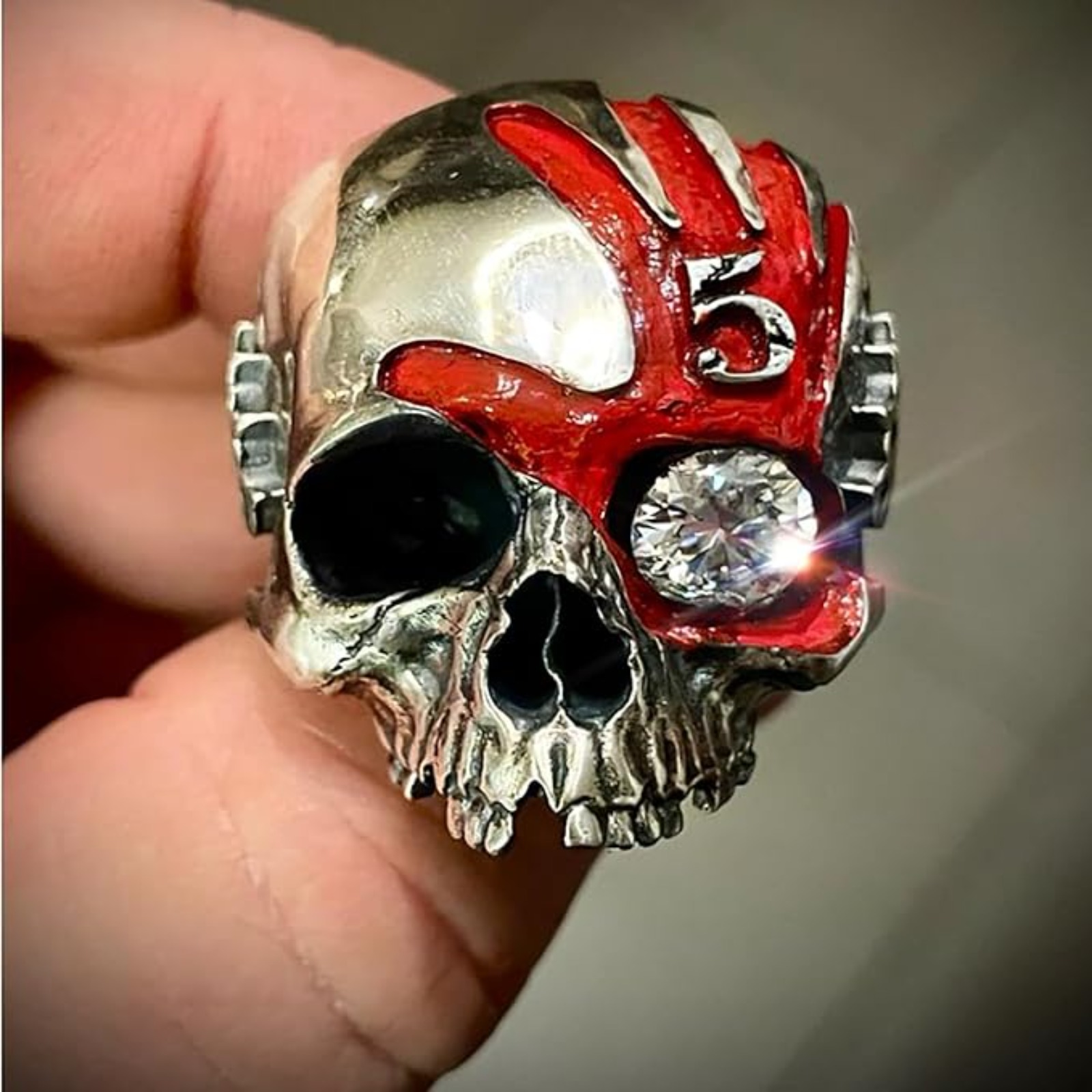 Gothic Skull Ring - Beş Parmaklı Yumruk Kafatası Yüzüğü, Vintage