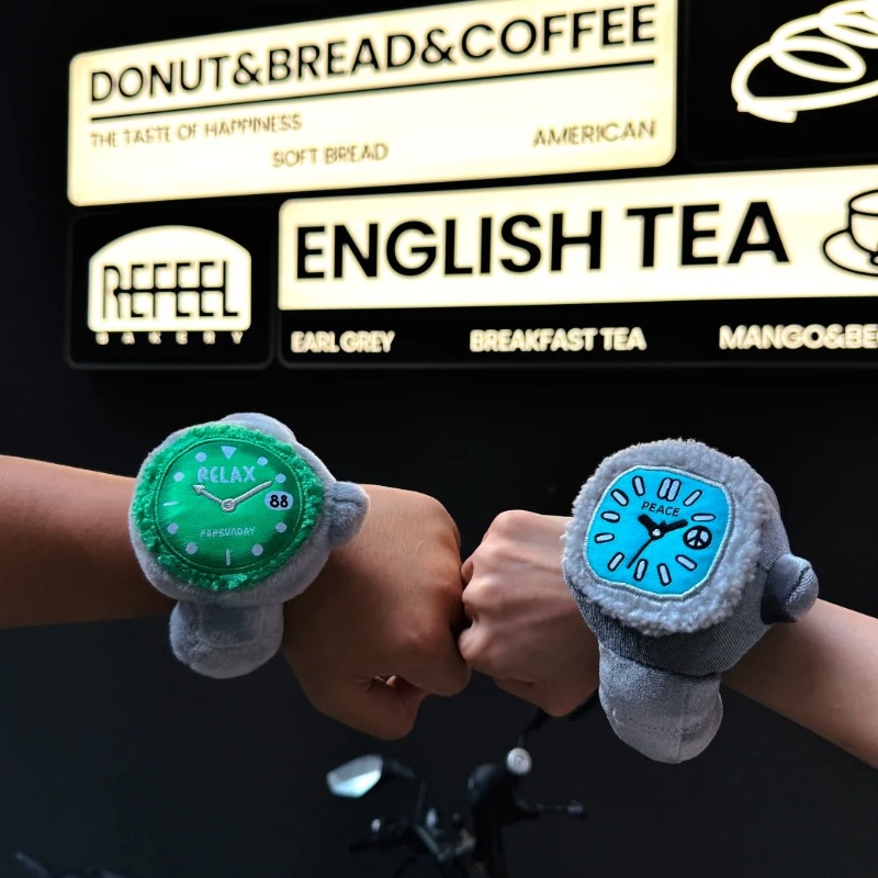 Stokta Pop Pazar Peluş Relax İ - Jewelry With Watches incelemesi ve fiyatı