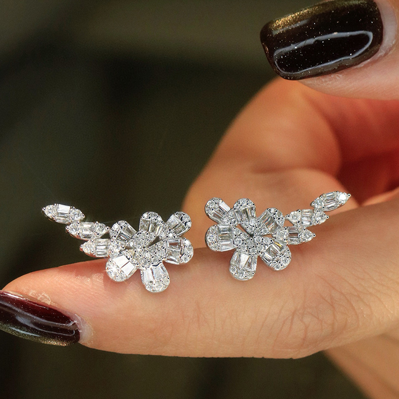 Aazuo Güzel Takı 18K Saf Beyaz - Diamond Stud Earrings incelemesi ve fiyatı