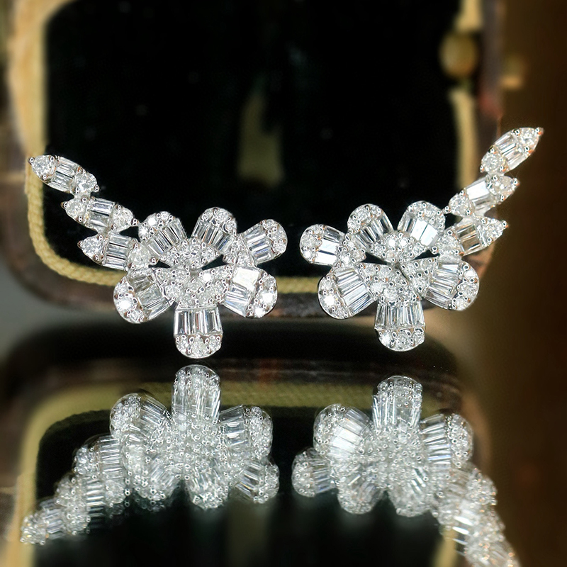 Aazuo Güzel Takı 18K Saf Beyaz - Diamond Stud Earrings incelemesi ve fiyatı