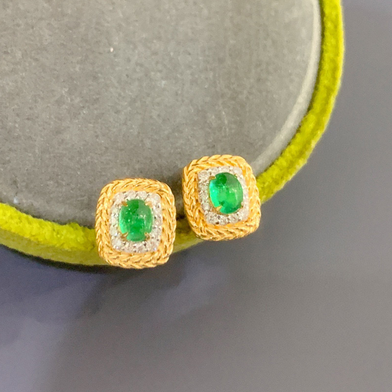 Aazuo Gerçek 18 Ayar Sarı Altı - Diamond Stud Earrings incelemesi ve fiyatı